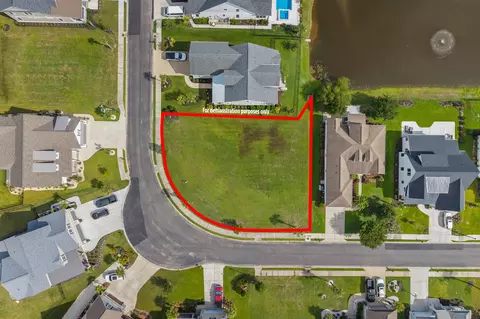 421 Plantation Oaks Dr, Myrtle Beach, SC 29579
