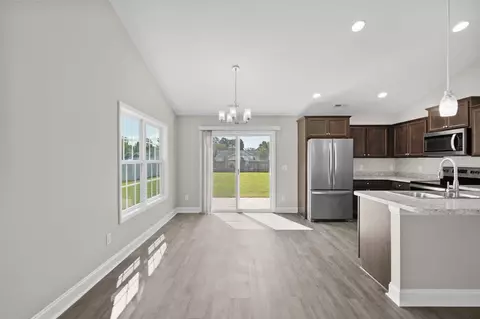 Dining - 100 Pumpkin Ash Loop, Conway, SC 29527 photo 1 of 2