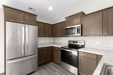 Kitchen - 100 Pumpkin Ash Loop, Conway, SC 29527 photo 5 of 6