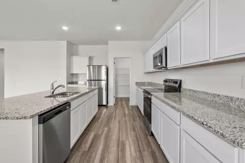Entry Way - 526 Castillo Dr, Loris, SC 29569 photo 1 of 3