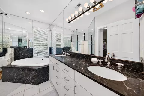 Bath - 377 Dune Oaks Dr, Georgetown, SC 29440 photo 1 of 2