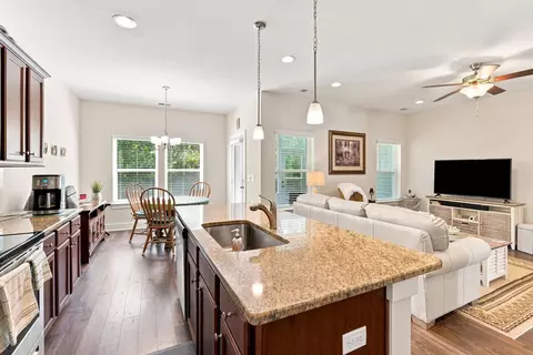 Kitchen - 325 Brighton Pl, Conway, SC 29526 photo 3 of 7