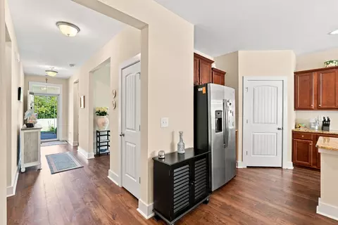 Entry Way - 325 Brighton Pl, Conway, SC 29526 photo 2 of 5