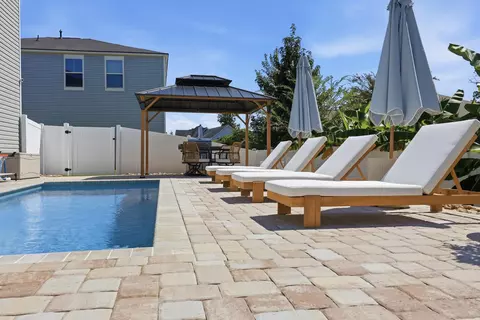 Exterior - 175 Marsh Deer Pl, Surfside Beach, SC 29575 photo 9 of 14