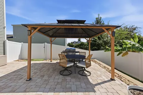 Exterior - 175 Marsh Deer Pl, Surfside Beach, SC 29575 photo 7 of 14
