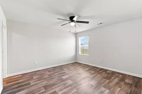 Bedroom - 171 Warner Crossing Way, Loris, SC 29569 photo 5 of 9