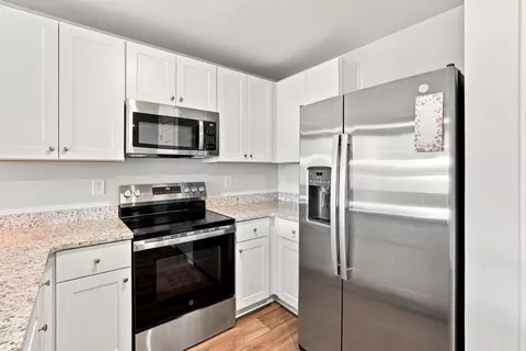 Kitchen - 171 Warner Crossing Way, Loris, SC 29569 photo 1 of 2