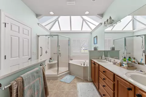 Bath - 348 Kessinger Dr, Surfside Beach, SC 29575 photo 1 of 3