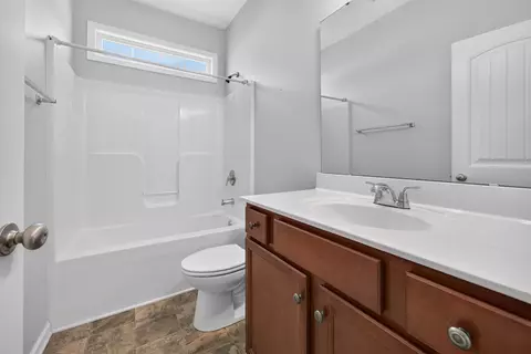 Bath - 385 Lenox Dr, Conway, SC 29526 photo 2 of 2