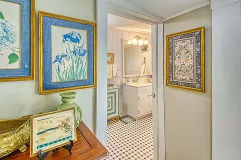 Entry Way - 313 Front St, Georgetown, SC 29440 photo 2 of 3