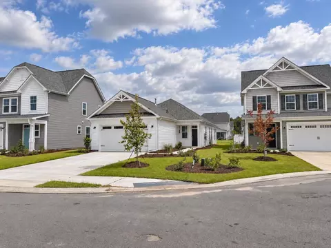 1241 Saxon Ct, Myrtle Beach, SC 29579