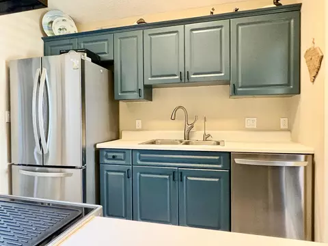 Kitchen - 72 Daniel Morrall Ln, Georgetown, SC 29440 photo 1 of 3