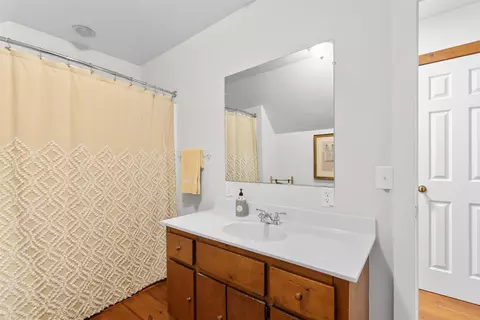Bath - 160 Comanche Dr, Georgetown, SC 29440 photo 5 of 6