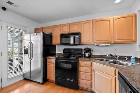 Kitchen - 1022 Williston Loop #1022, Murrells Inlet, SC 29576 photo 2 of 3