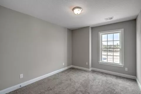 Bedroom - 1272 Blue Moon Dr, Loris, SC 29569 photo 5 of 6