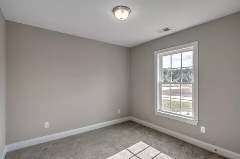 Bedroom - 1272 Blue Moon Dr, Loris, SC 29569 photo 4 of 6