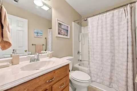 Bath - 4394 Triangle St, Loris, SC 29569 photo 2 of 2