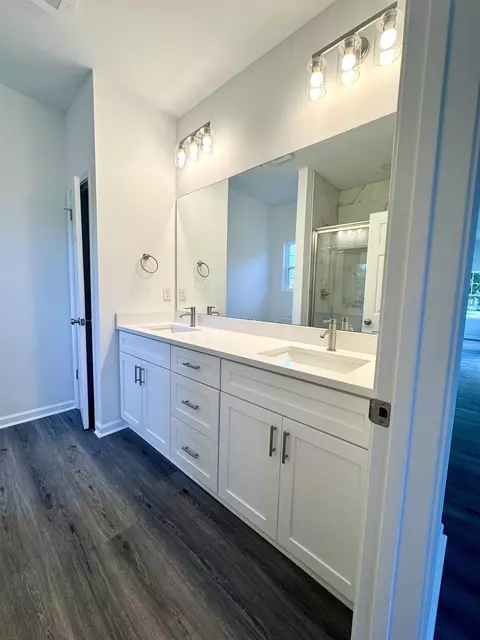 Bath - 107 Blanche St, Chadbourn, NC 28431 photo 1 of 6
