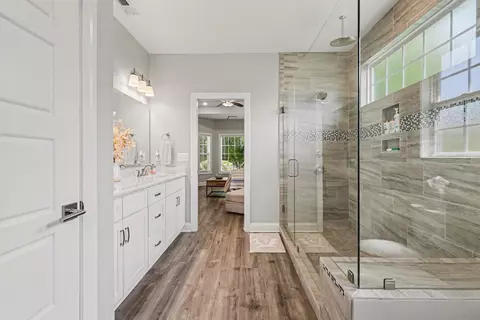 Bath - 17 Springtime Ct, Murrells Inlet, SC 29576 photo 2 of 5