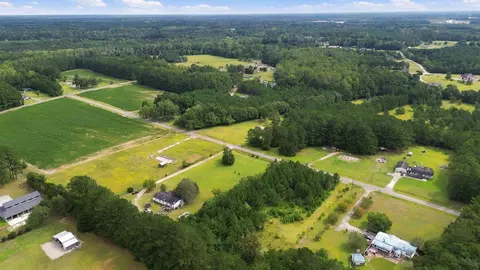 1212 Nursery Rd, Loris, SC 29569 photo 2