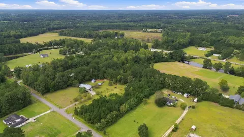 1212 Nursery Rd, Loris, SC 29569 photo 4
