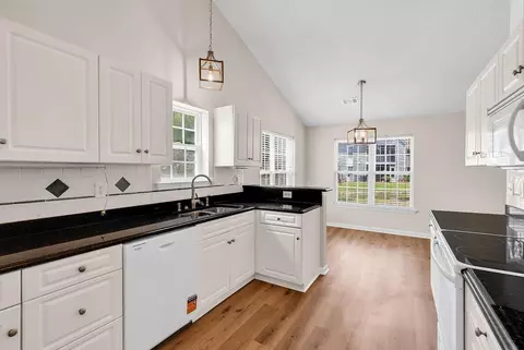 Kitchen - 336 Lynco Ln, Surfside Beach, SC 29575 photo 4 of 4
