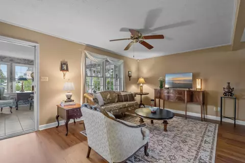 Living - 313 N Oak Dr, Surfside Beach, SC 29575 photo 3 of 4