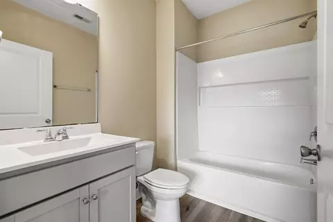 Bath - 340 Kiskadee Loop #F, Conway, SC 29526 photo 2 of 2