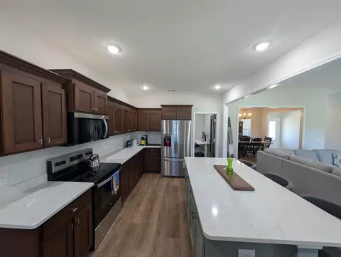 Kitchen - 1174 Justice Loop, Loris, SC 29569 photo 3 of 3