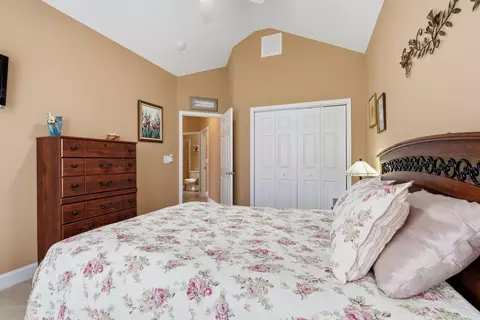 Bedroom - 241 Wedgefield Dr, Conway, SC 29526 photo 9 of 11