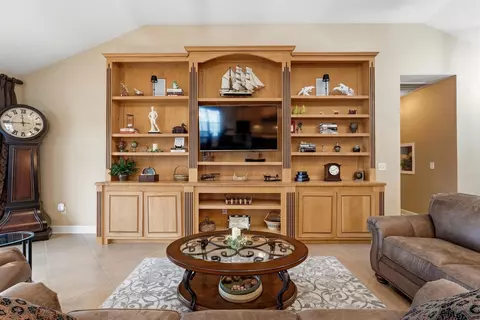 Living - 241 Wedgefield Dr, Conway, SC 29526 photo 5 of 5