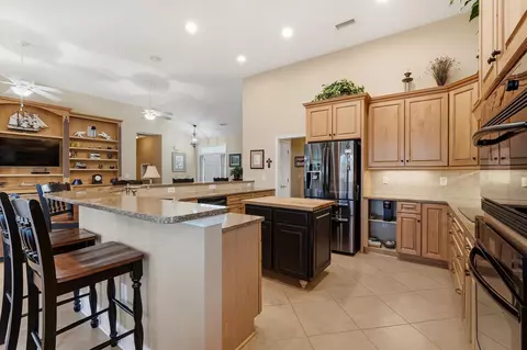 Kitchen - 241 Wedgefield Dr, Conway, SC 29526 photo 2 of 6