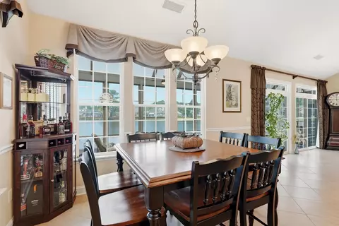 Dining - 241 Wedgefield Dr, Conway, SC 29526 photo 2 of 3
