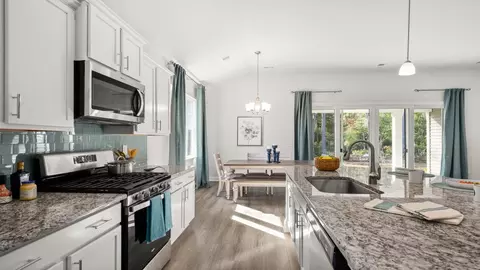 Kitchen - 1008 Samaras Ct, Conway, SC 29527 photo 4 of 5