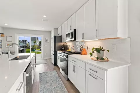 Kitchen - 2800 Rowyn St, Longs, SC 29568 photo 6 of 8