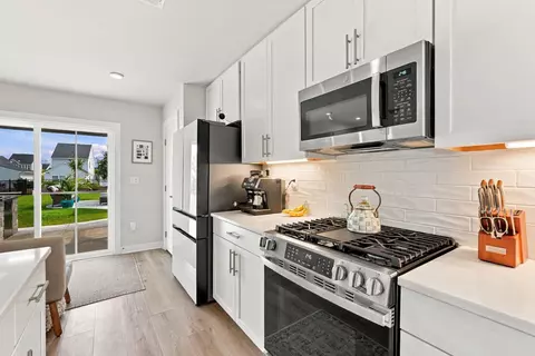 Kitchen - 2800 Rowyn St, Longs, SC 29568 photo 4 of 8