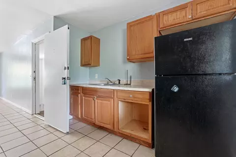 Kitchen - 204 A St, Georgetown, SC 29440 photo 1 of 2