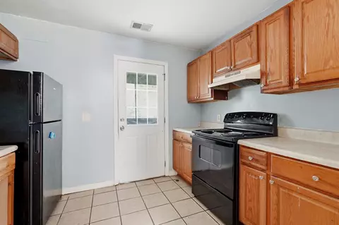 Kitchen - 204 A St, Georgetown, SC 29440 photo 2 of 2
