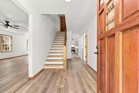 Entry Way - 815 3rd Ave, Georgetown, SC 29440 photo 1 of 3