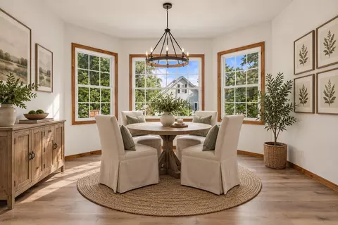 Dining - 815 3rd Ave, Georgetown, SC 29440 photo 2 of 2