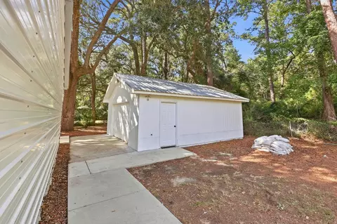 Exterior - 815 3rd Ave, Georgetown, SC 29440 photo 9 of 12