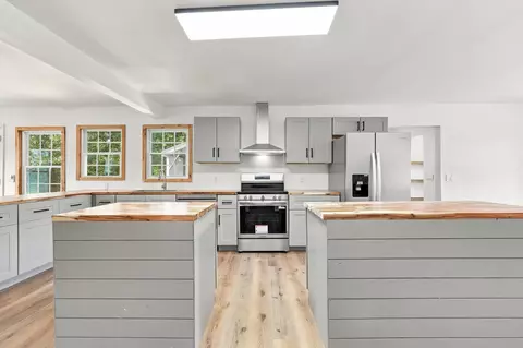 Kitchen - 815 3rd Ave, Georgetown, SC 29440 photo 1 of 3