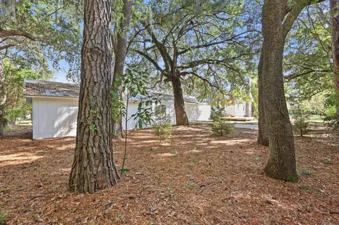 Exterior - 815 3rd Ave, Georgetown, SC 29440 photo 10 of 12