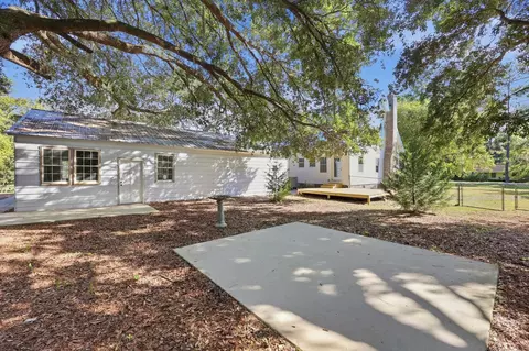 Exterior - 815 3rd Ave, Georgetown, SC 29440 photo 11 of 12