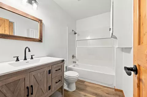 Bath - 815 3rd Ave, Georgetown, SC 29440 photo 1 of 2