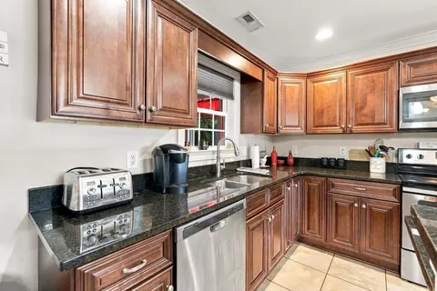 Kitchen - 460 Oakham Dr, Conway, SC 29527 photo 4 of 5