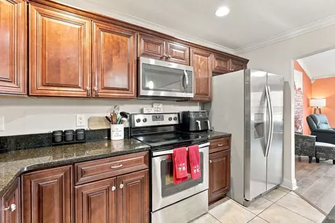 Kitchen - 460 Oakham Dr, Conway, SC 29527 photo 5 of 5