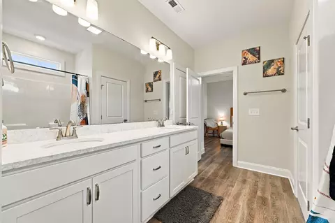 Bath - 936 Shipmaster Ave, Myrtle Beach, SC 29579 photo 6 of 7