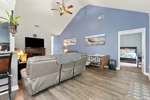 Entry Way - 649 Wintercreeper Dr, Longs, SC 29568 photo 2 of 2