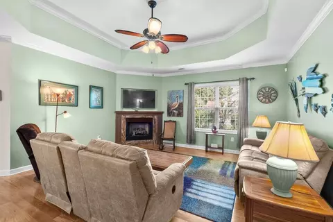 Living - 401 Shellbank Dr, Longs, SC 29568 photo 4 of 5